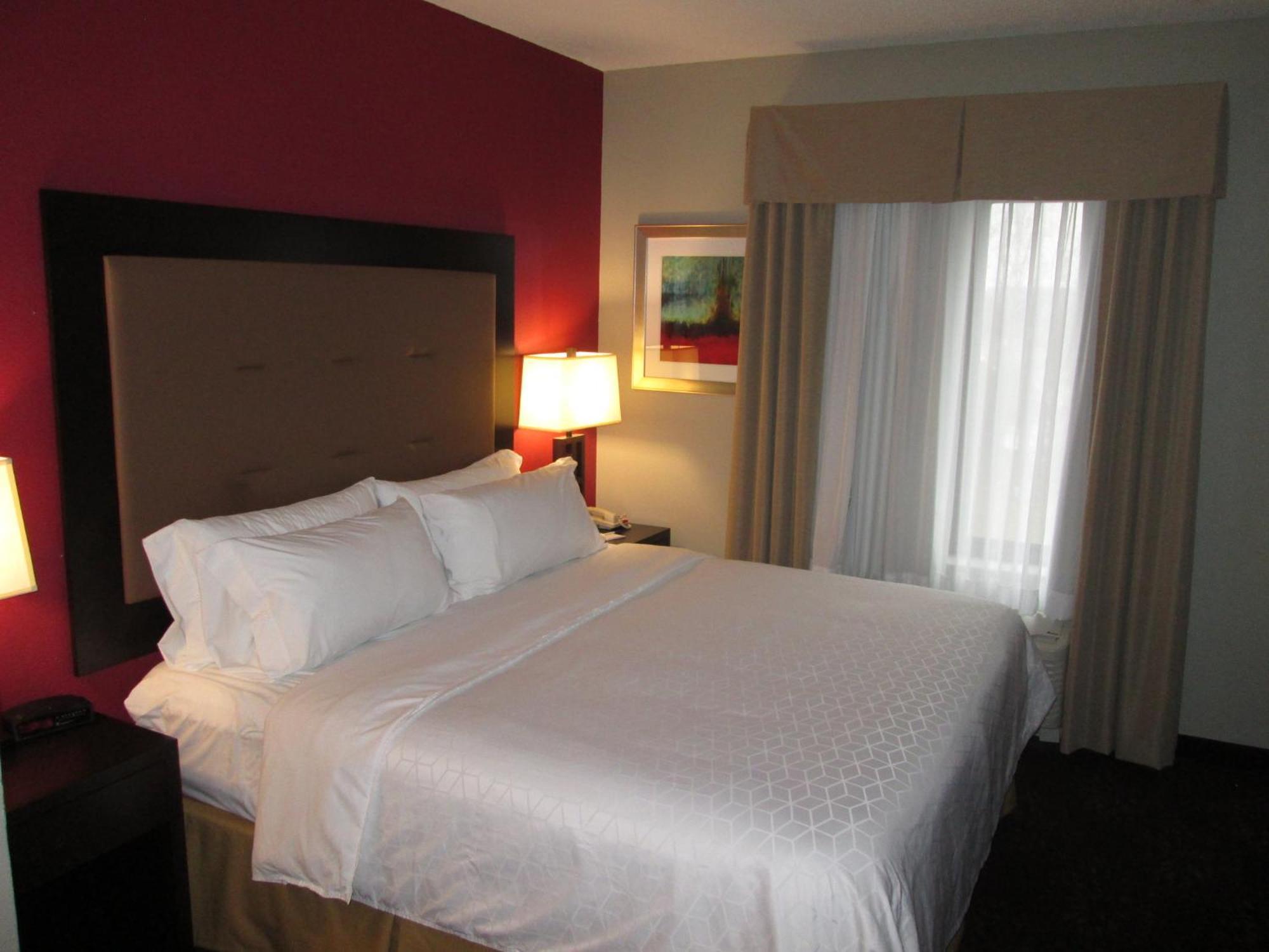 Holiday Inn Express Cloverdale - Greencastle By Ihg Exterior foto
